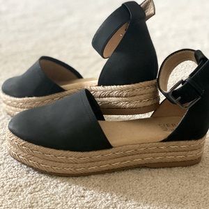 Naturalizer Espadrilles Shoes, Size 6.5